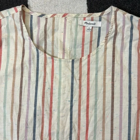 Madewell Button-Back Tie Tee - Picture 4 of 5